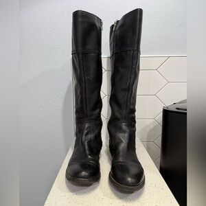 Black Over the Knee Leather Boots with Classic Style